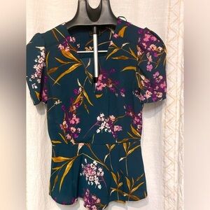 Anthropologie OLM Front Peplum Top in Floral Green